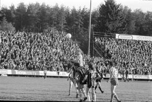 BK Derby spelade i Allsvenskan  1977. Här en möter Derby IFK Göteborg på Folkungavallen. Foto: Arne Gustafsson/Östergötlands museum